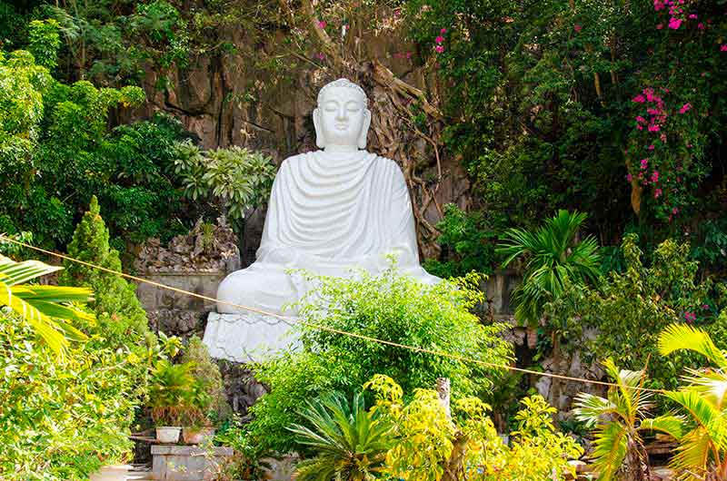426 - Vietnam - Danang - Thuy Son - estatua de Buda